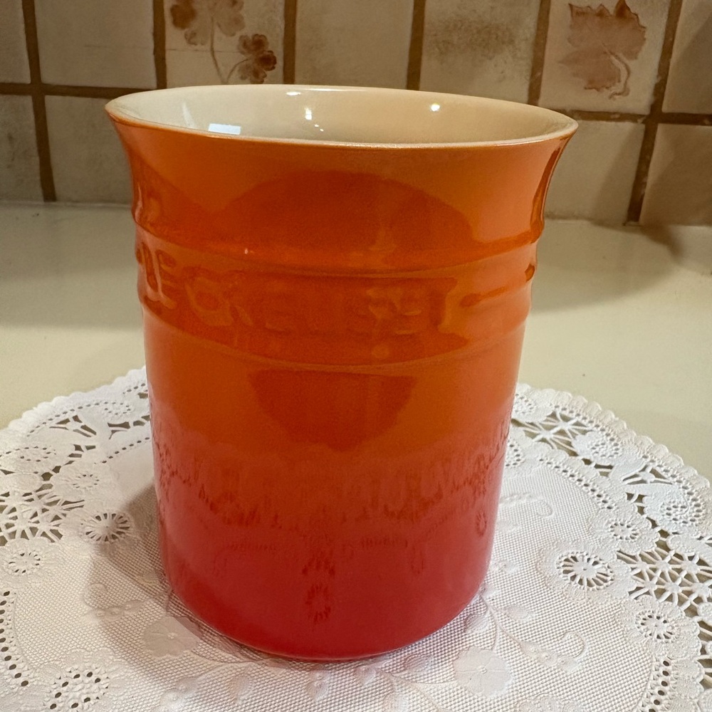 Le Creuset Vibrant 🔥 Flame Orange Utensil Holder